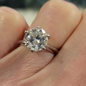 Elegant 2ct Lab Grown Diamond In Sterling Setting